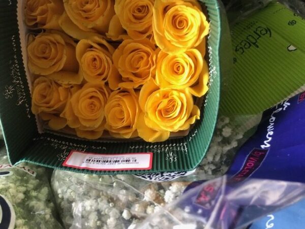 rose yellow01 Rose Yellow -Bunch